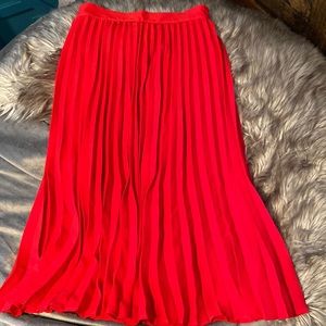 Forever 21 pleated skirt